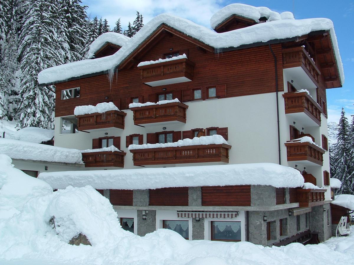 Hotel Gembro К'єза-ін-Вальмаленко Екстер'єр фото