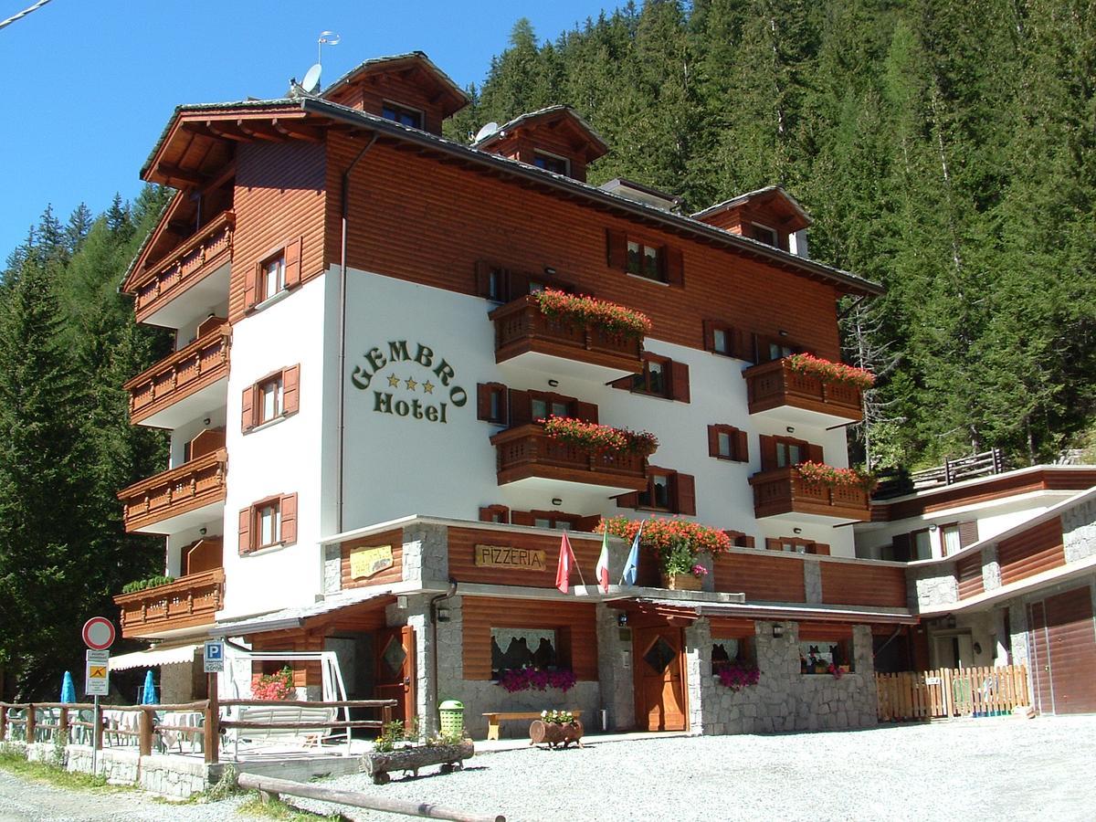 Hotel Gembro К'єза-ін-Вальмаленко Екстер'єр фото