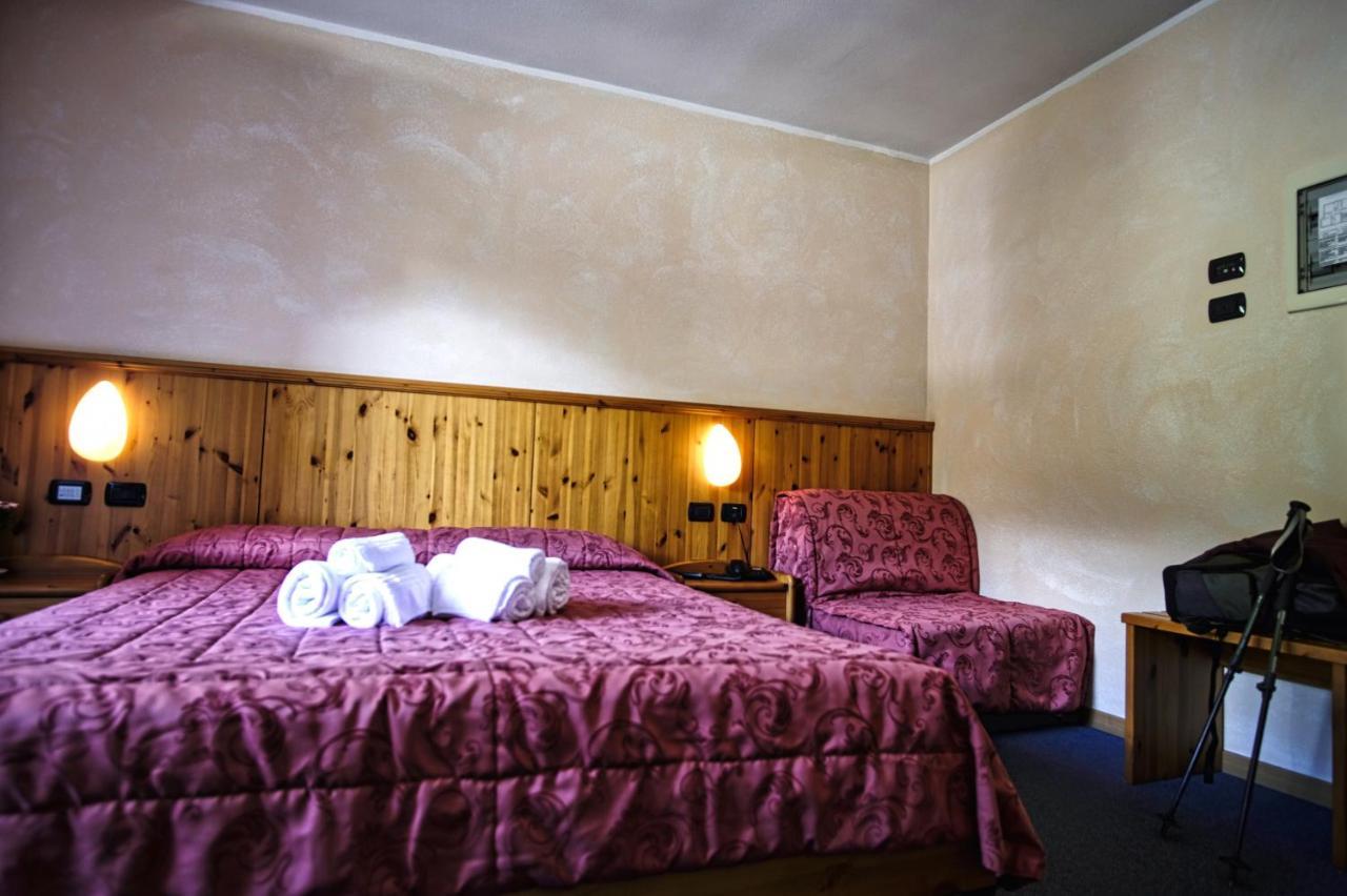 Hotel Gembro К'єза-ін-Вальмаленко Екстер'єр фото